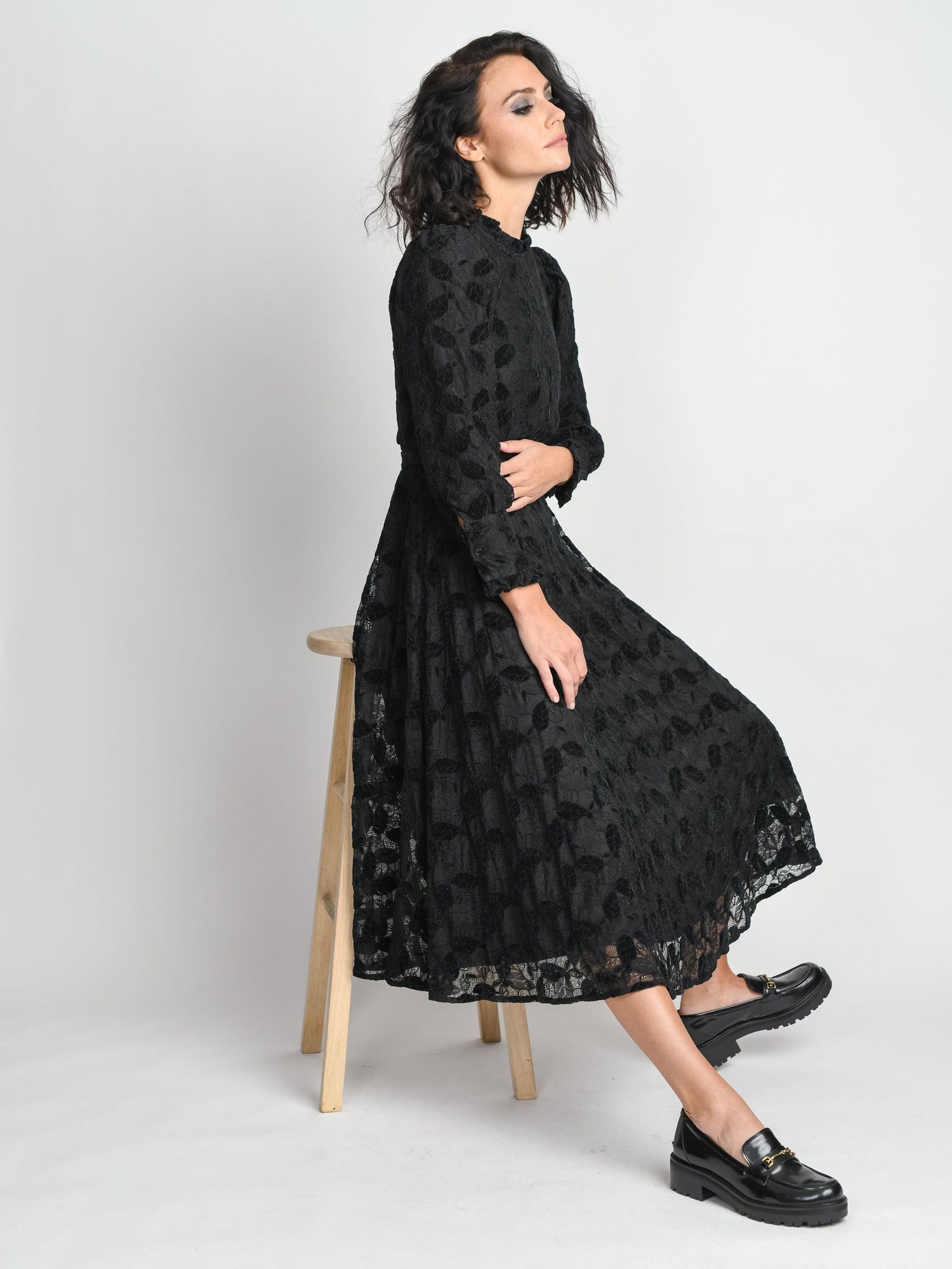 LACE DRESS-BLACK