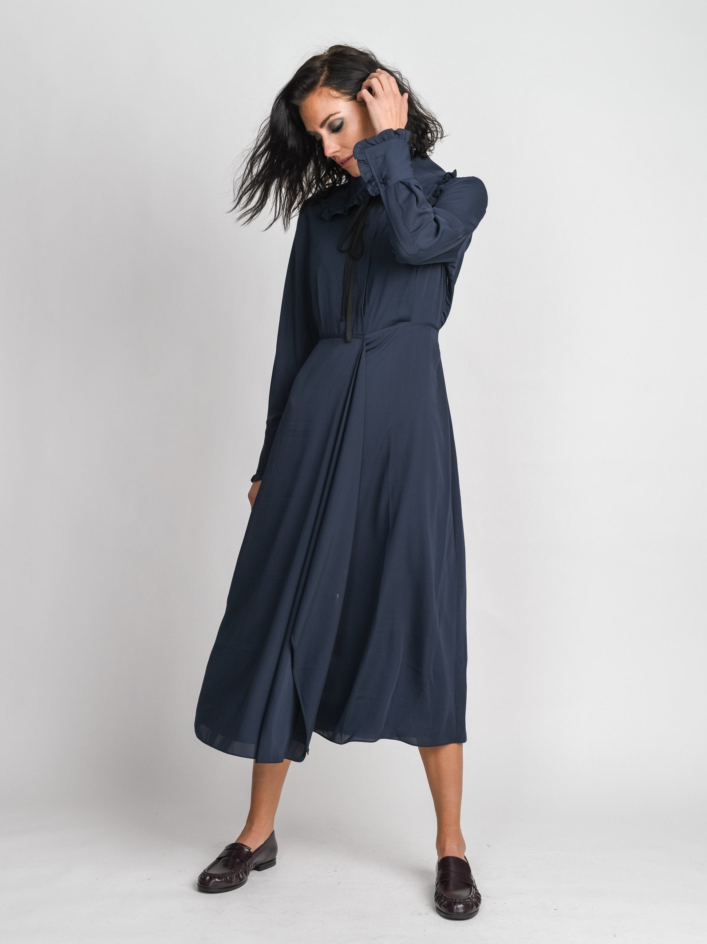 RUFFLE COLLAR DRESS-NAVY