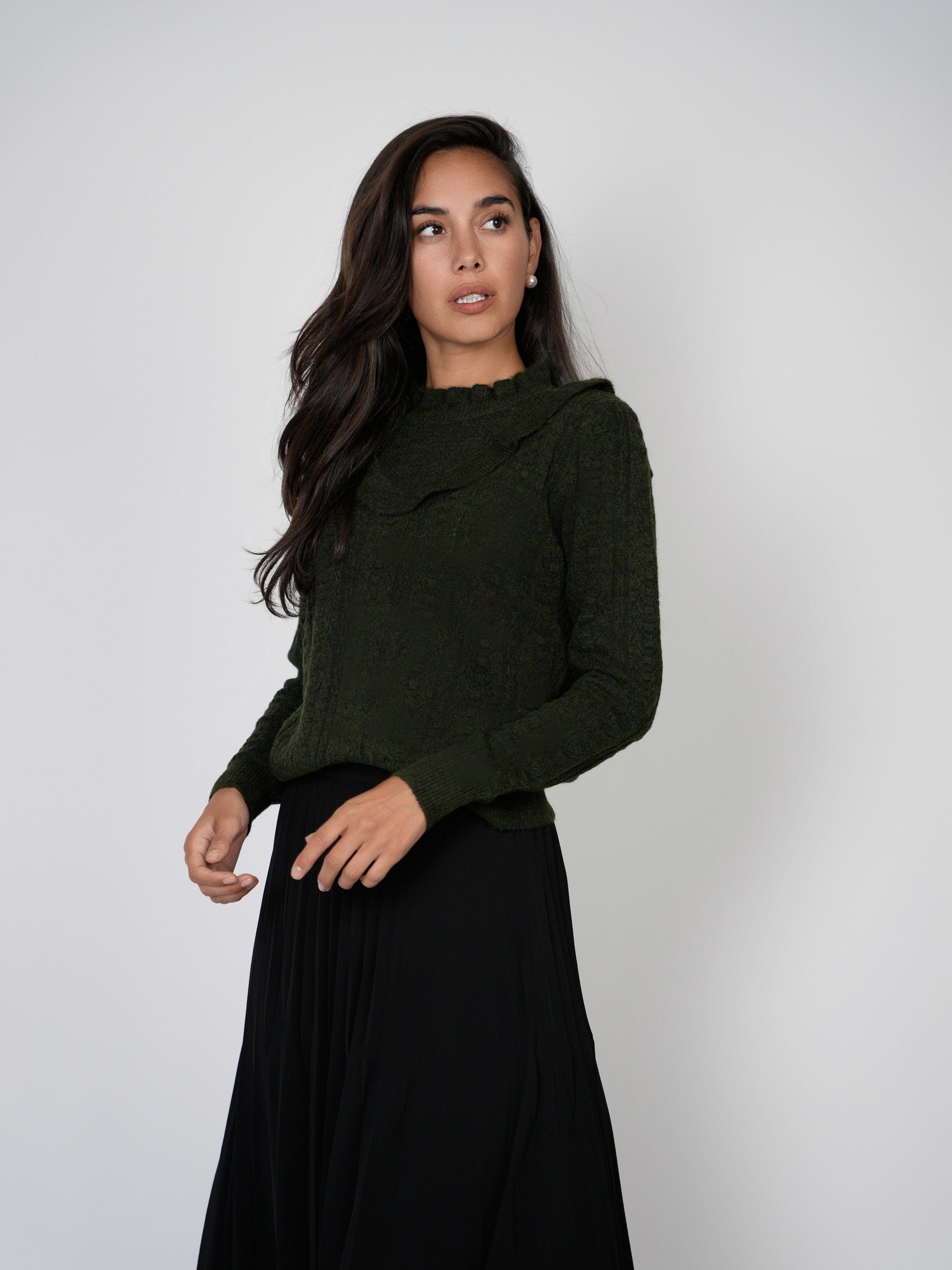 RUFFLE POINTELLE SWEATER-GREEN