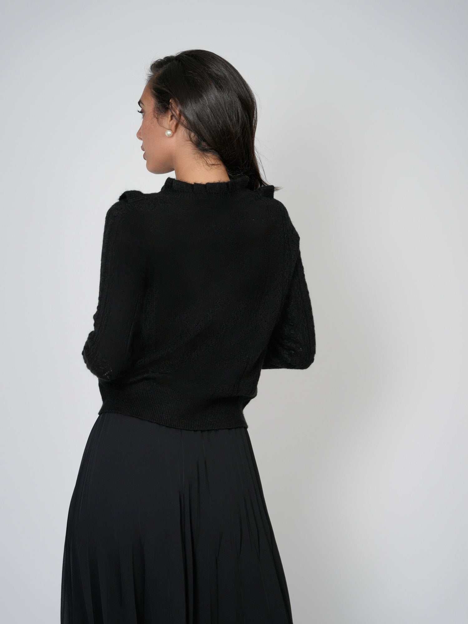 RUFFLE POINTELLE SWEATER-BLACK