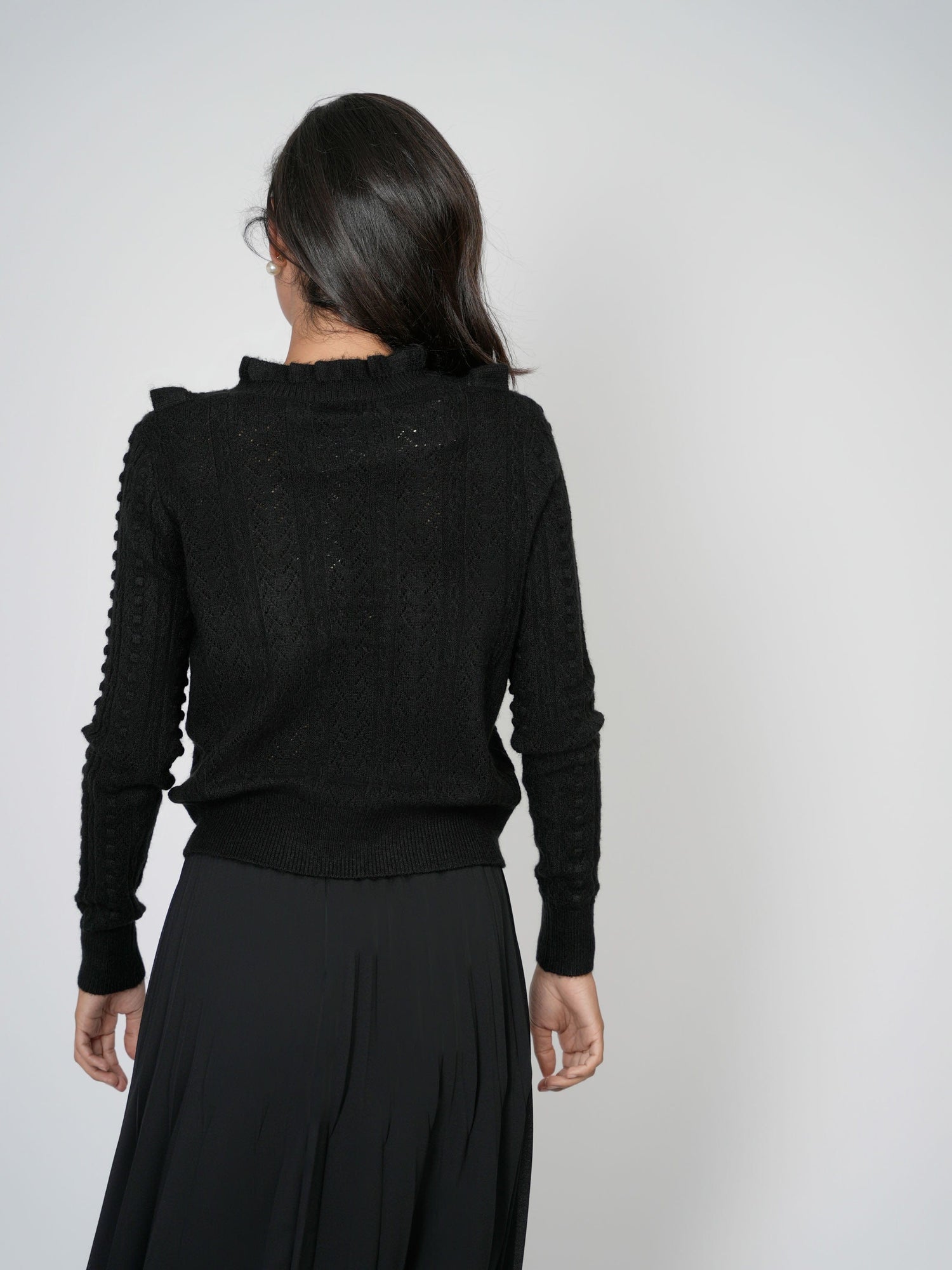 RUFFLE POINTELLE SWEATER-BLACK