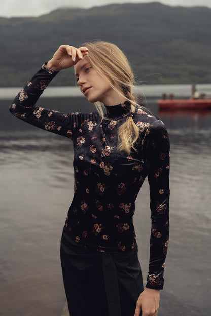 Printed Velour Turtleneck-Rosy