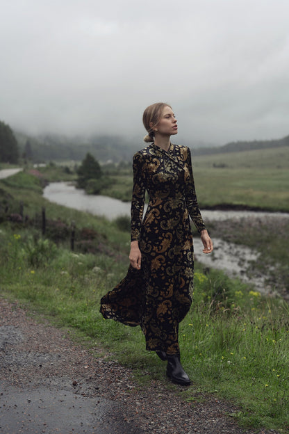 Velour Front Knot Maxi Dress-Gold Paisley