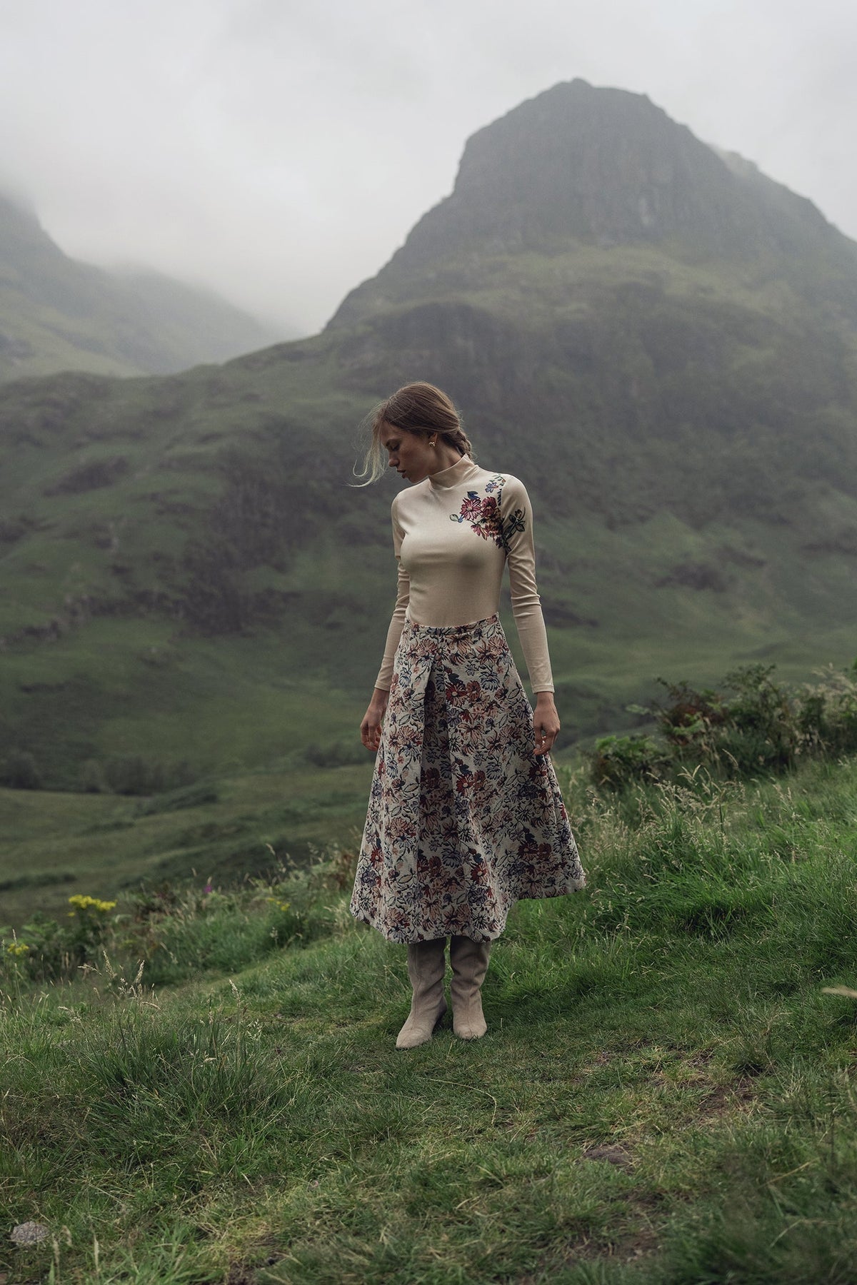 Brocade Midi Skirt-Cream Floral