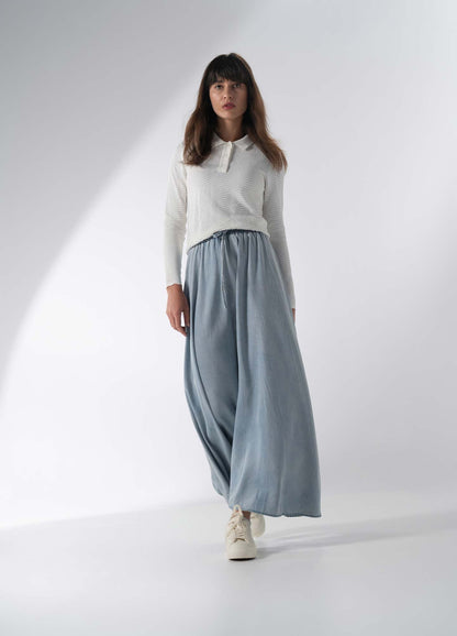 Scallop Edge Collar Sweater-White