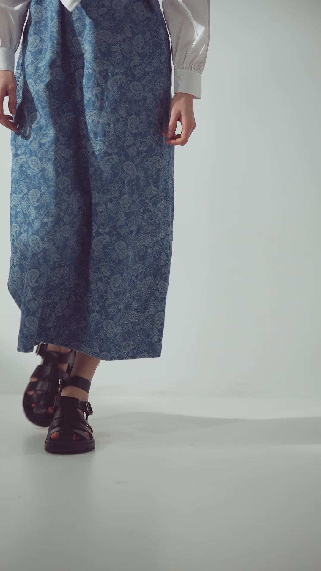 gathered top blouse-white